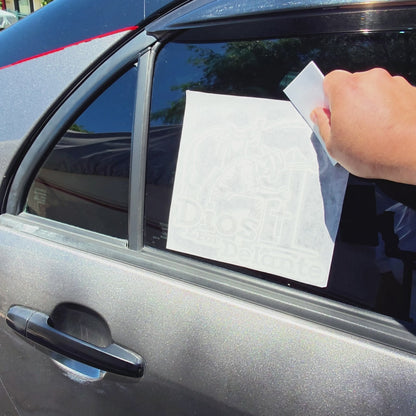 Dios por Delante Cowboy Sticker – Religious Vinyl Decal for Car/Window